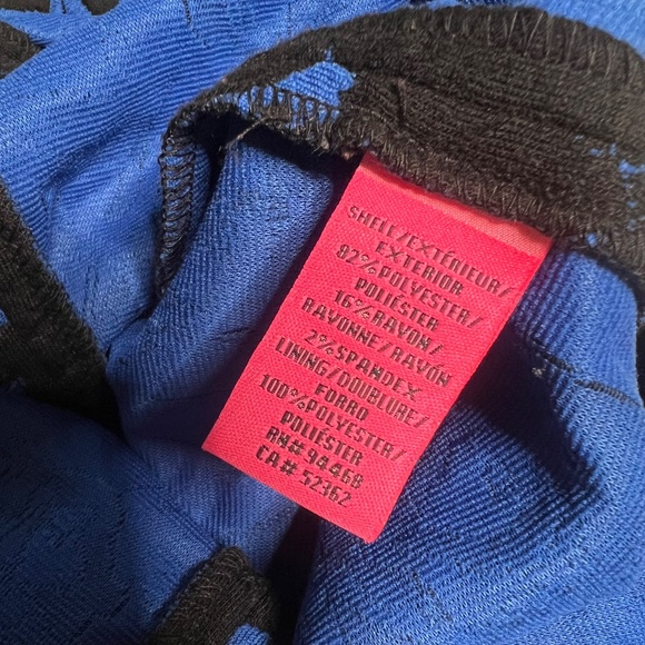 Like New [Betsey Johnson] Black & Blue Quilted Cap Sleeve Midi Dress | 6 · Small - Picture 9 of 12